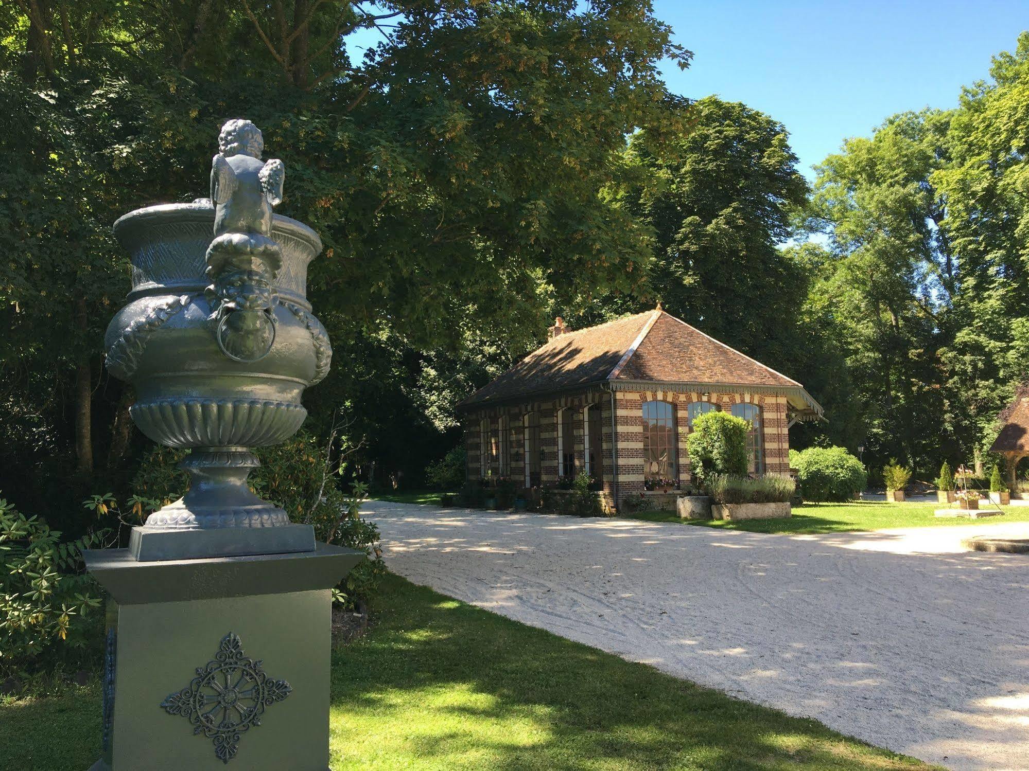 Chateau De Montabert Montaulin エクステリア 写真
