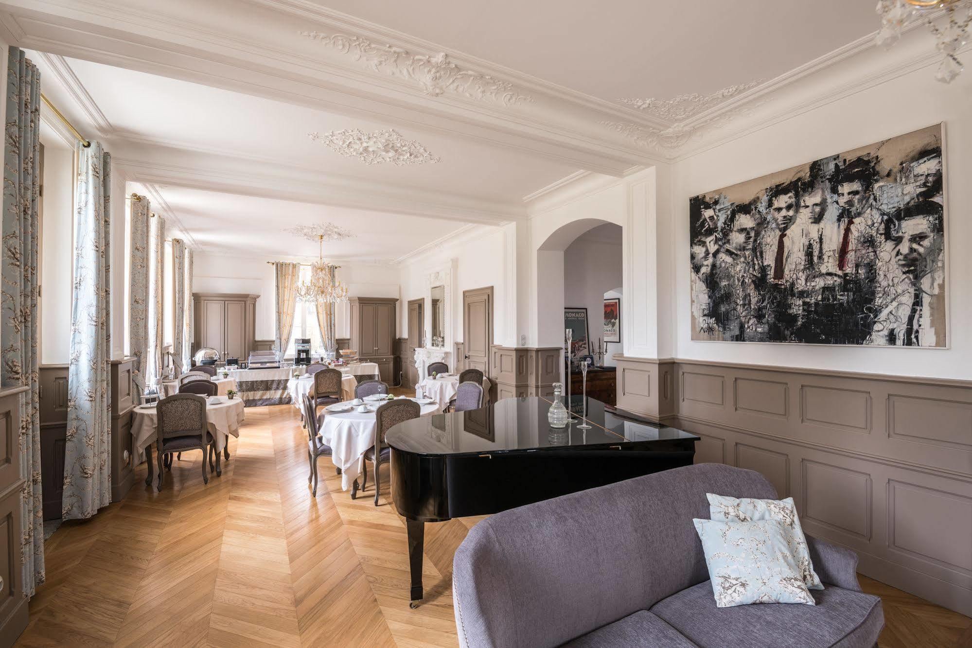 Chateau De Montabert Montaulin エクステリア 写真